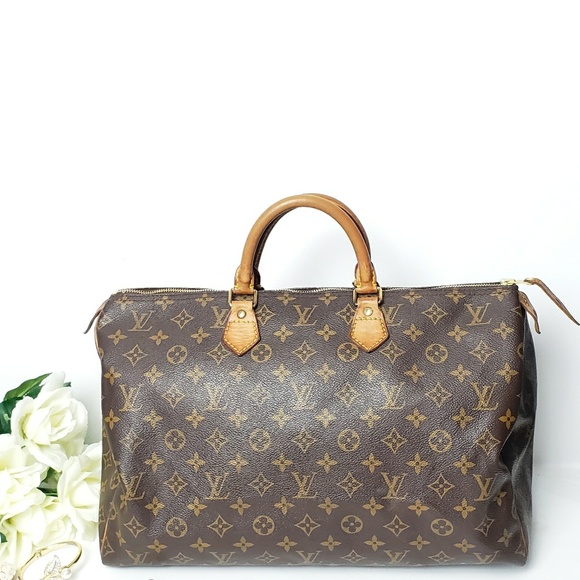 Louis Vuitton Handbags - SALE Authentic Louis Vuitton Speedy 40 handbag